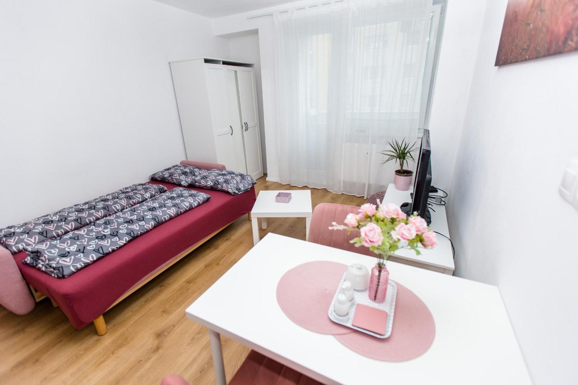 Apartment Near The Ondrej Nepela Winter Stadium Bratislava Eksteriør bilde