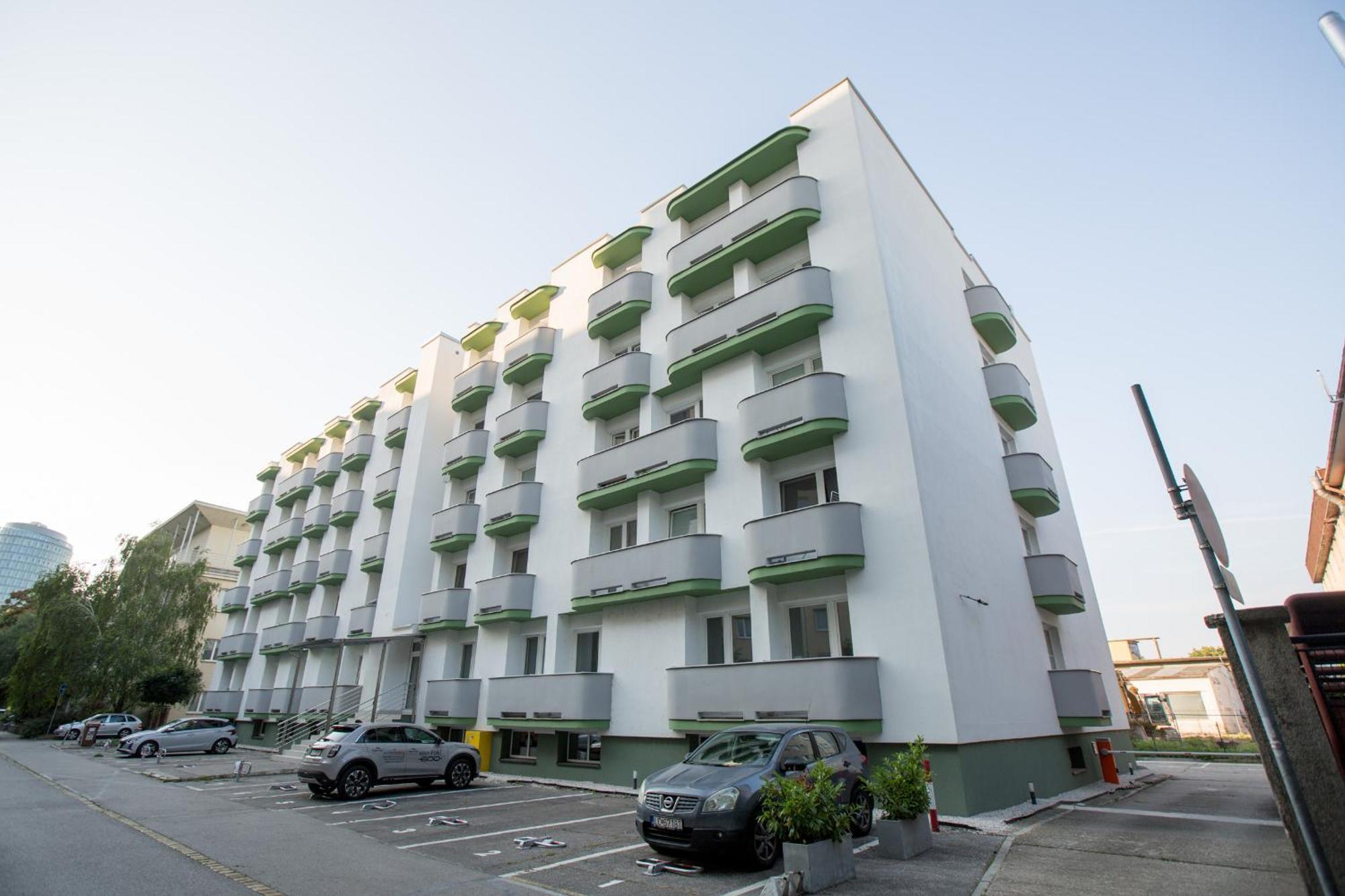 Apartment Near The Ondrej Nepela Winter Stadium Bratislava Eksteriør bilde